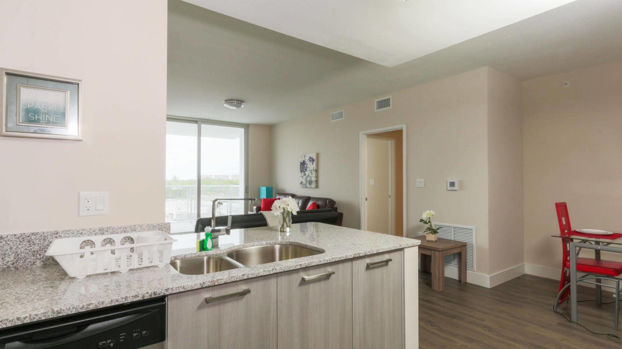 Pelicanstay In Coconut Grove Miami Coral Gables Zewnętrze zdjęcie